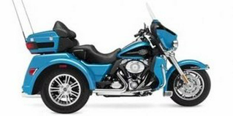 FLHTCUTG 2011 Tri Glide Ultra Classic® w/ ONLY 7046 MILES, 12" Bars, and Stage 1!