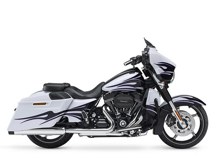 Pre-Owned 2016 Harley-Davidson CVO Street Glide FLHXSE