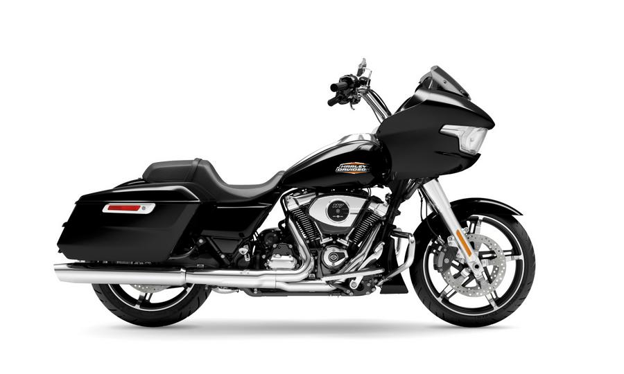 Harley-Davidson Road Glide® 2024 FLTRX T50-24 Vivid Black - Black Finish