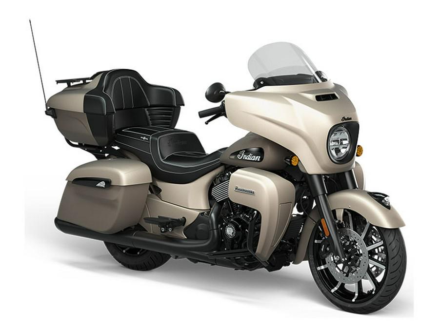 2022 Indian Motorcycle Roadmaster® Dark Horse®