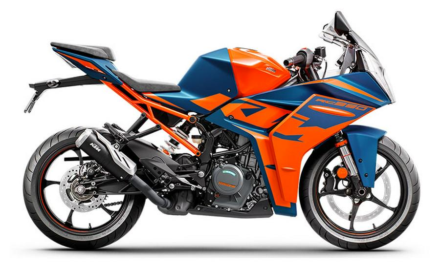 2022 KTM RC