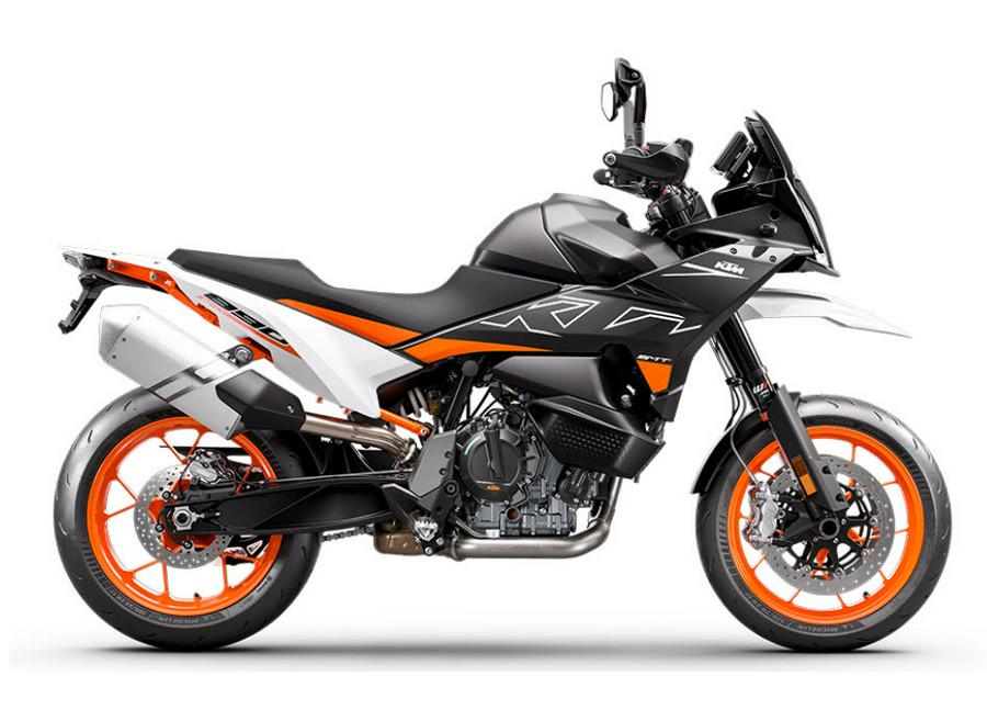 2024 KTM SMT 890