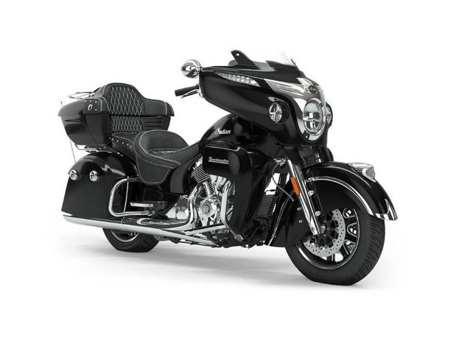 2019 Indian Motorcycle ROADMASTER - THUNDER BLACK Base