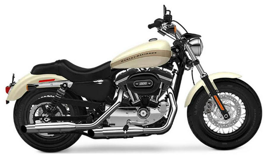 Pre-Owned 2018 Harley-Davidson Sportster 1200 Custom XL1200C