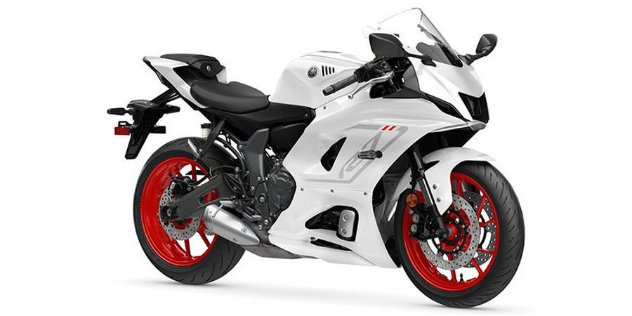 2023 Yamaha R7