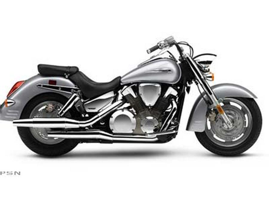 2009 VTX1300R RoadSmith trike - Honda