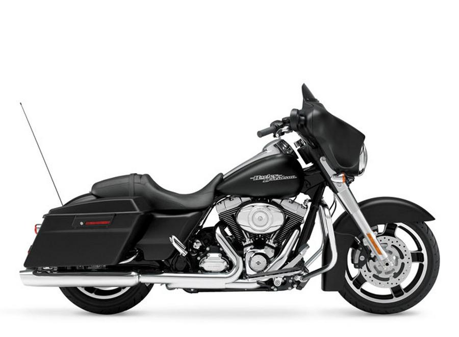 2013 Harley-Davidson Street Glide Base