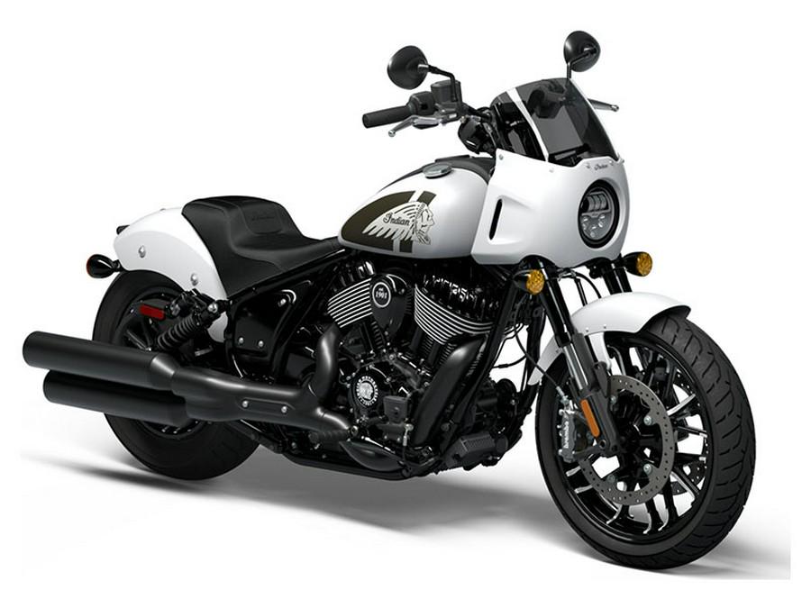 2024 Indian Sport Chief Ghost White Metallic Smoke