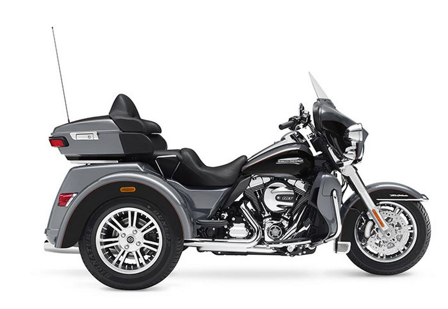 2016 Harley-Davidson Tri Glide Ultra Vivid Black