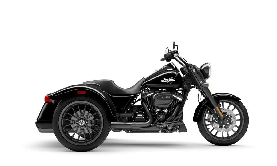 2023 Harley-Davidson Freewheeler Vivid Black