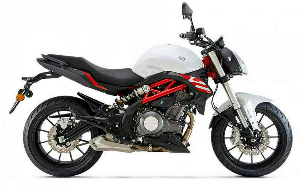 2022 Benelli 302S