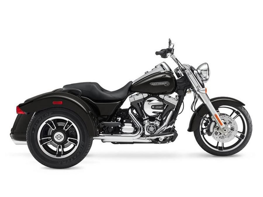 2016 Harley-Davidson Freewheeler BLACK QUARTZ