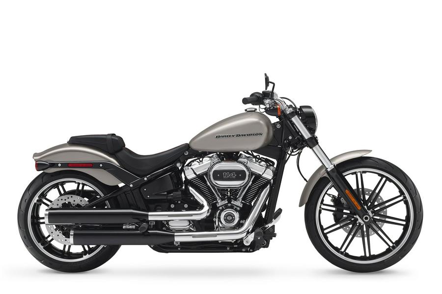 2018 Harley-Davidson Breakout 114 Silver Fortune