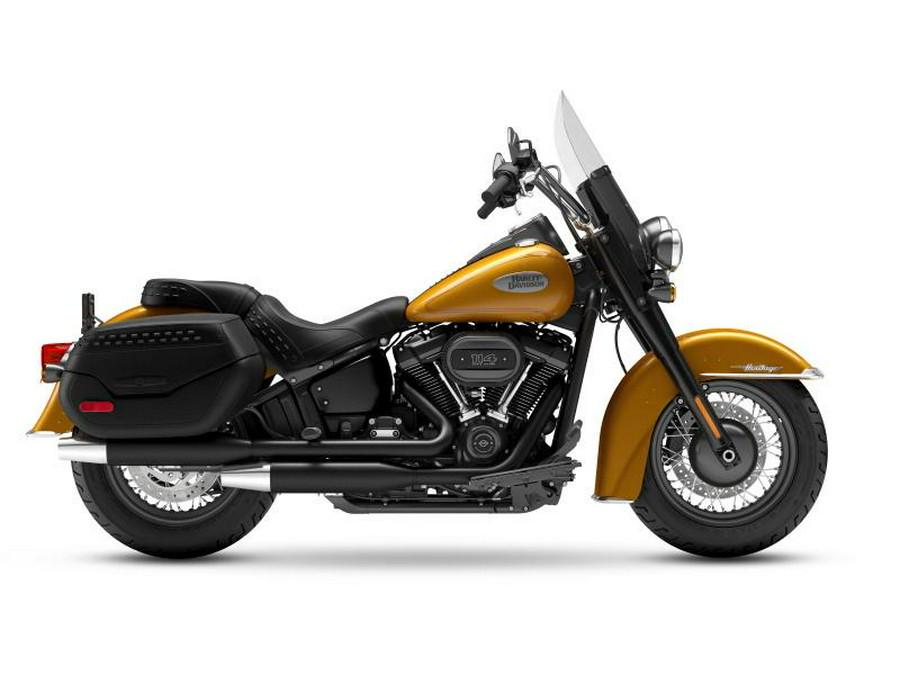 2023 Harley-Davidson Heritage Classic Prospect Gold – Black Finish FLHCS