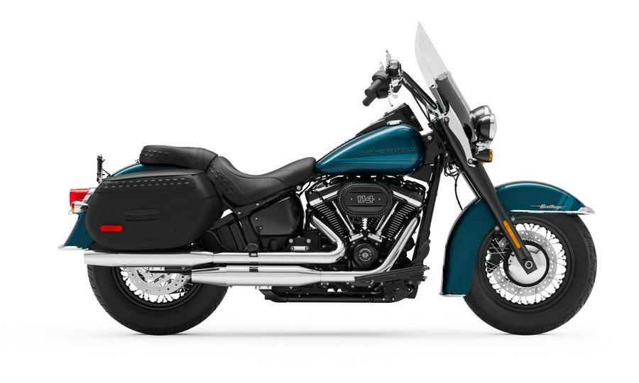 2020 Heritage Classic 114 Black- Includes 1 Year Warranty-Heated Grips-Sissy Bar and More!