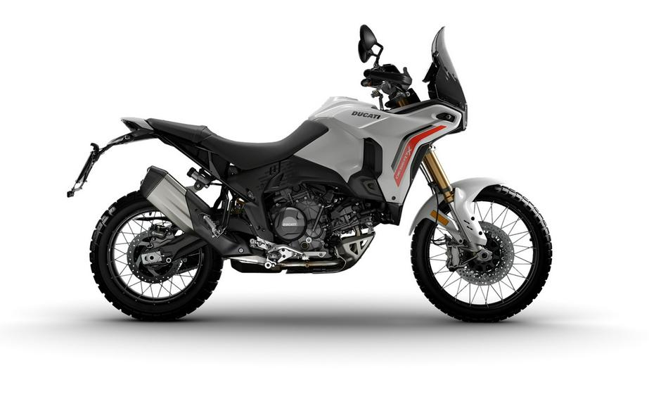 2026 Ducati DesertX V2