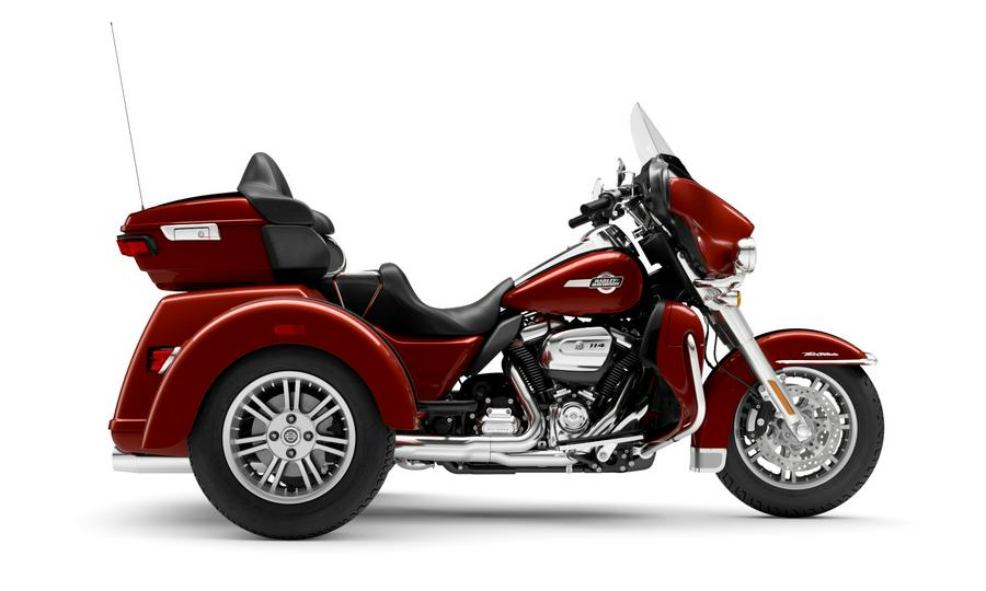 Harley-Davidson Tri Glide Ultra 2024 FLHTCUTG 84389635 RED ROCK/BLACK W/ PIN