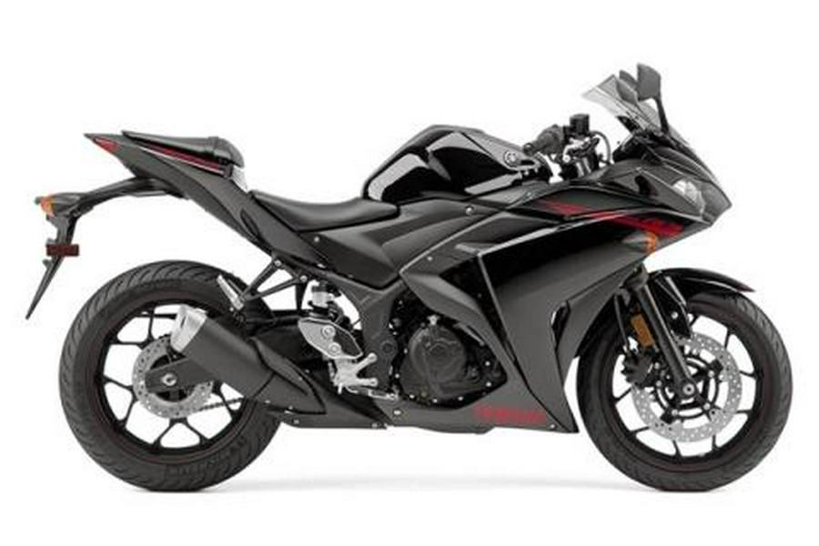 2015 YAMAHA YZF-R3