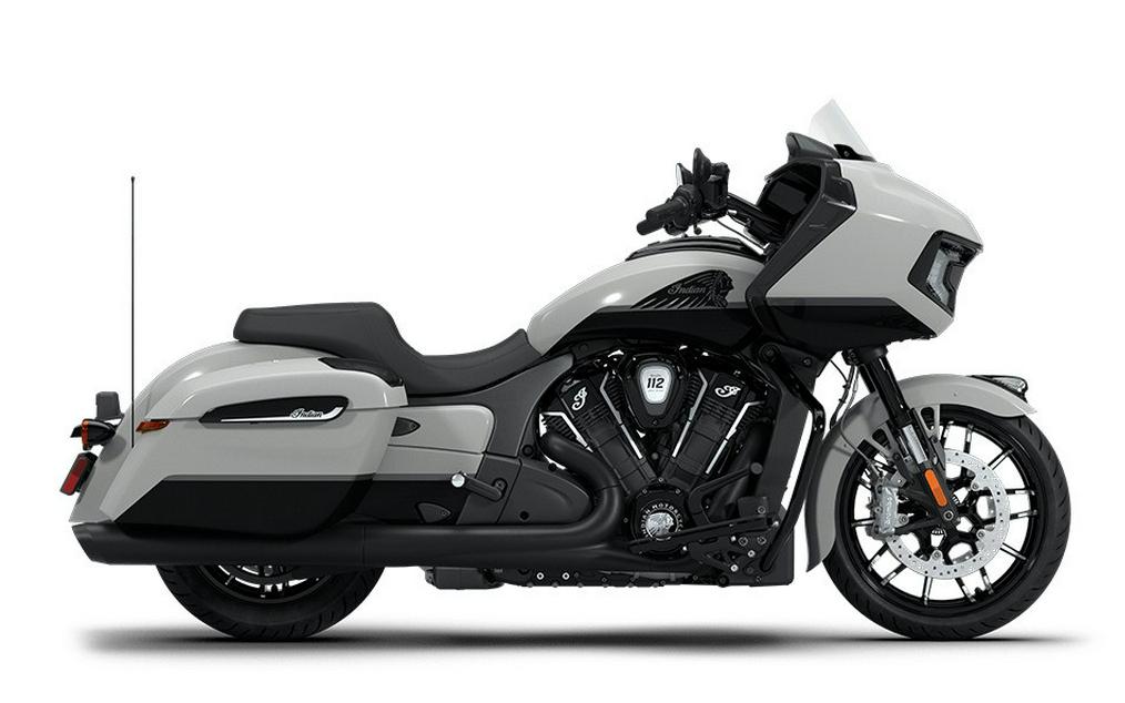 2026 Indian CHALLENGER DARK HORSE + 112 & AUDIO PACKAGE