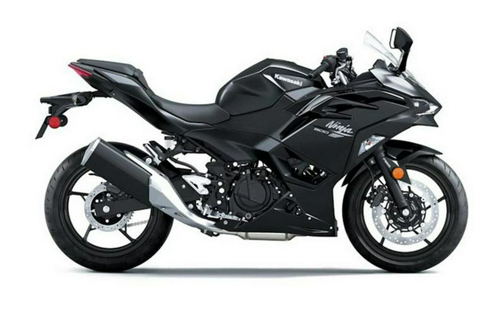 2027 Kawasaki EX500GVFNN
