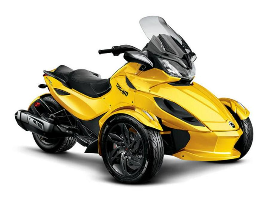 2013 Can-Am® ST-S SE 5