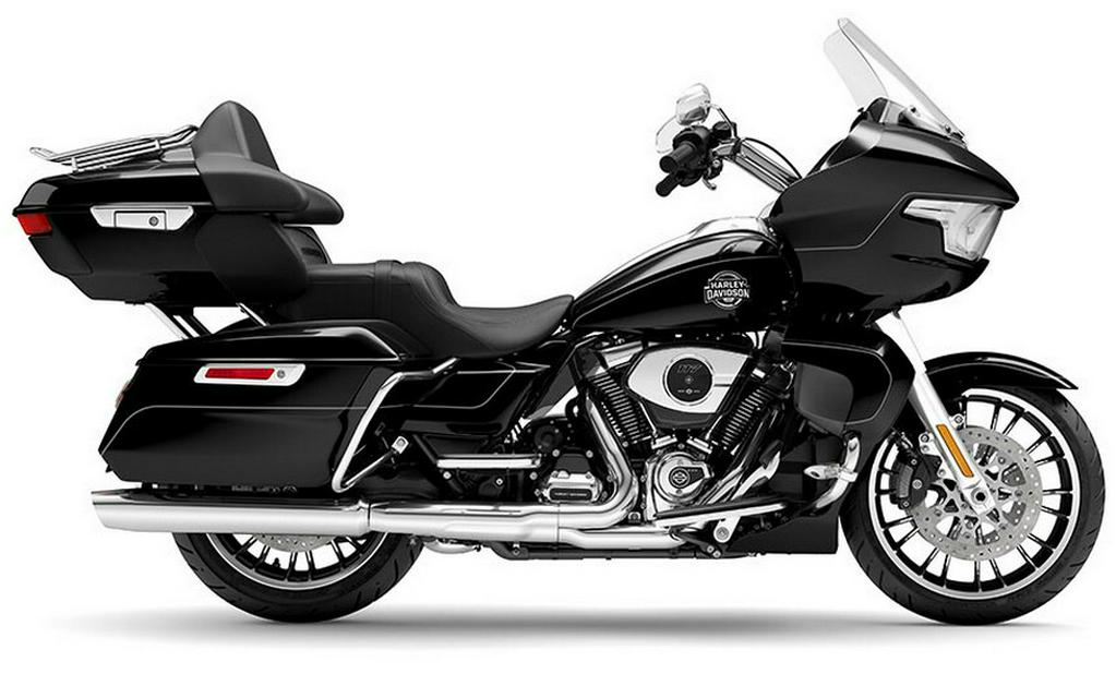 2026 Harley-Davidson® Road Glide Limited Vivid Black Chrome Trim