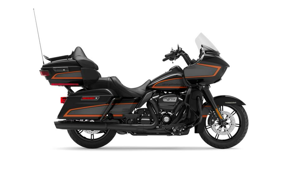 2022 Harley-Davidson Road Glide Limited Apex (Black Finish)