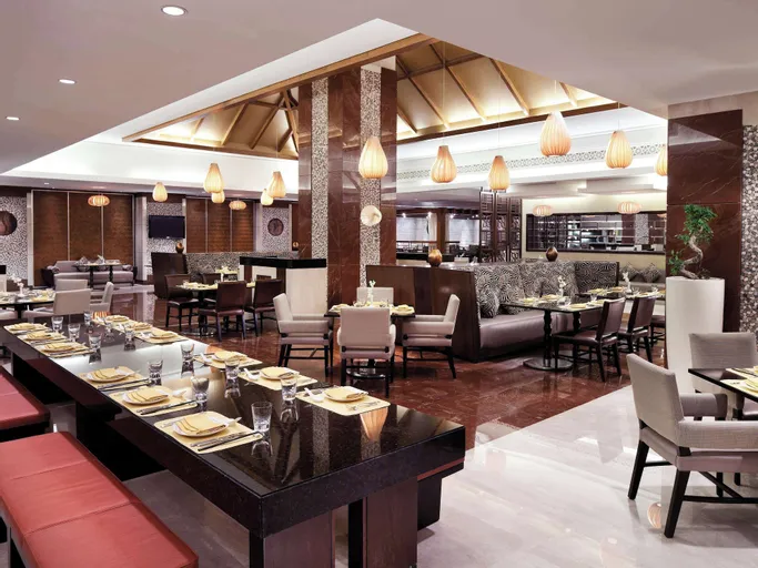 Ruang Makan Royal Clock Tower a Fairmont