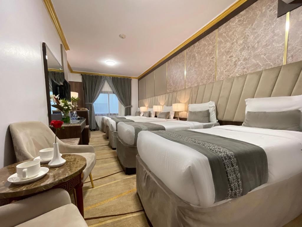 Medina hotel image