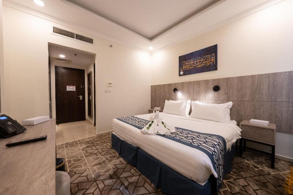 Mecca hotel image