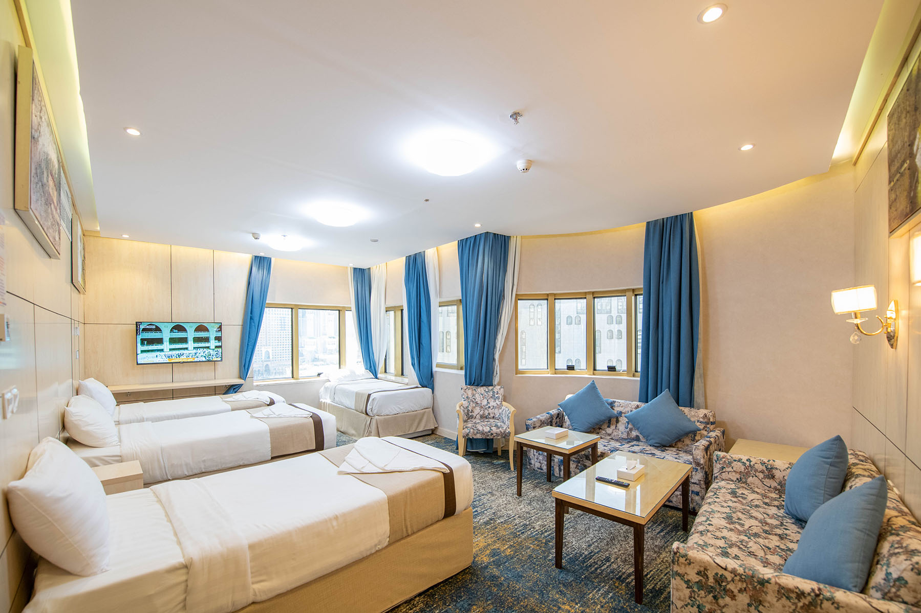 Mecca hotel image