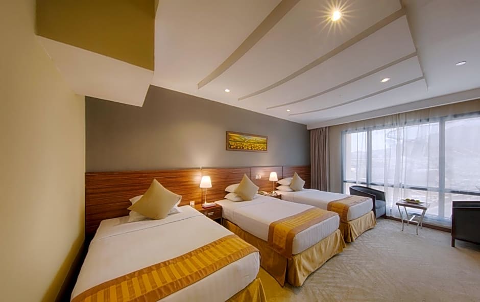 Mecca hotel image