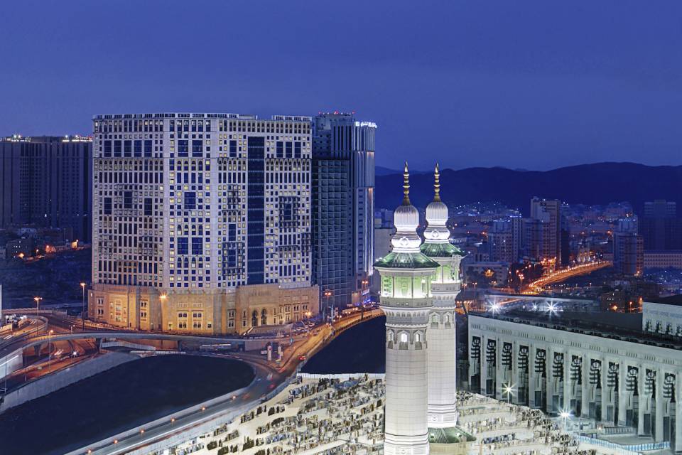 Exterior Anjum Hotel