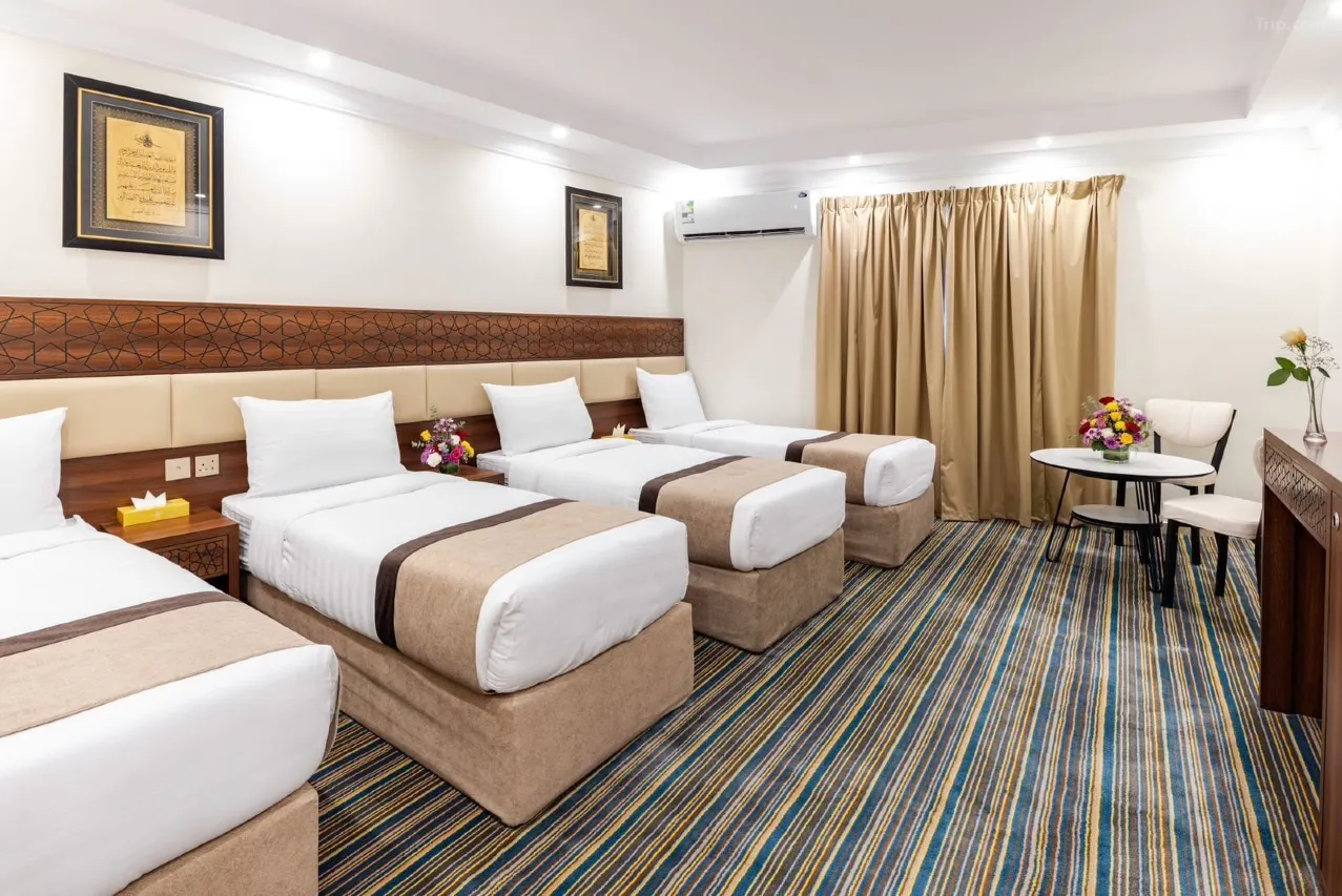 Mecca hotel image