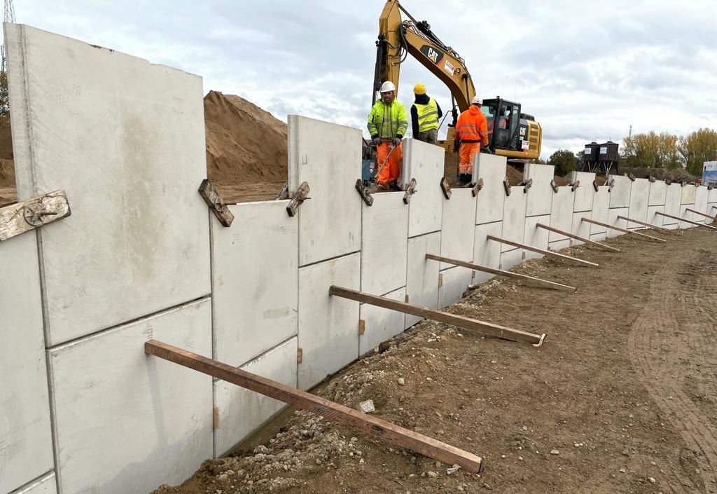 Construction phase: panels installation
