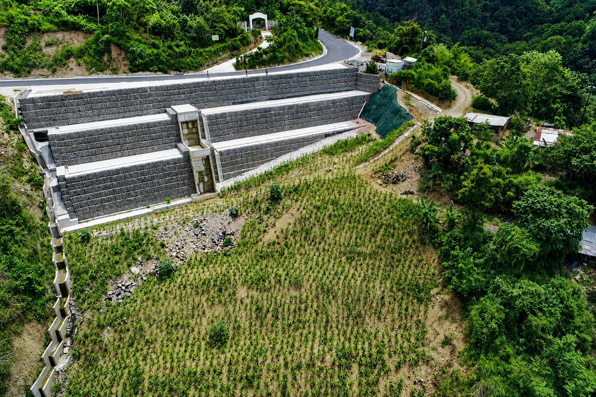 reinforced-soil-walls-and-slope-reinforcement_2