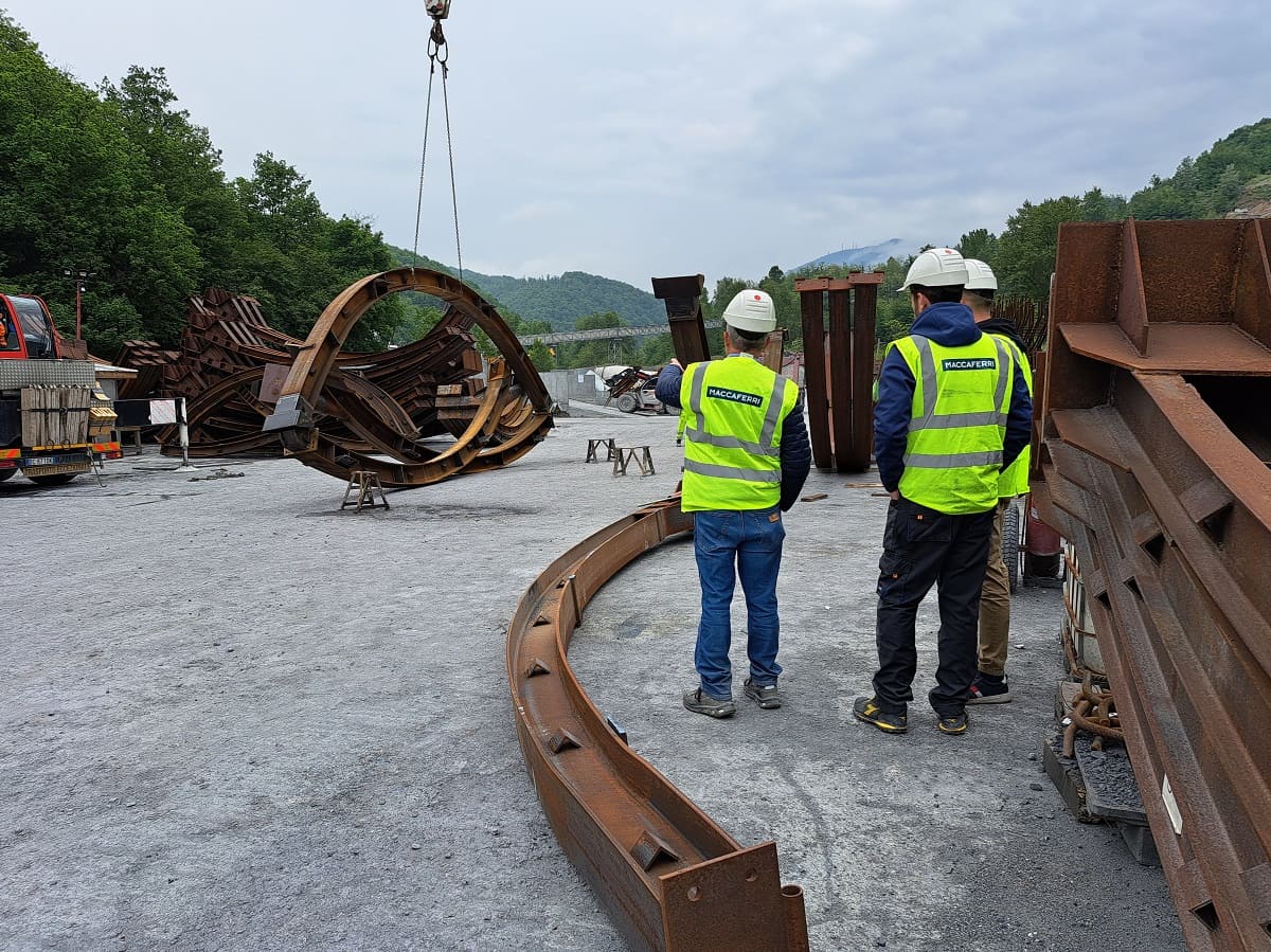 Pre-assembled Automated Tunnel Rib HEB300