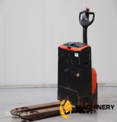 BT LWE200 electric pallet truck electric pallet truck 2011