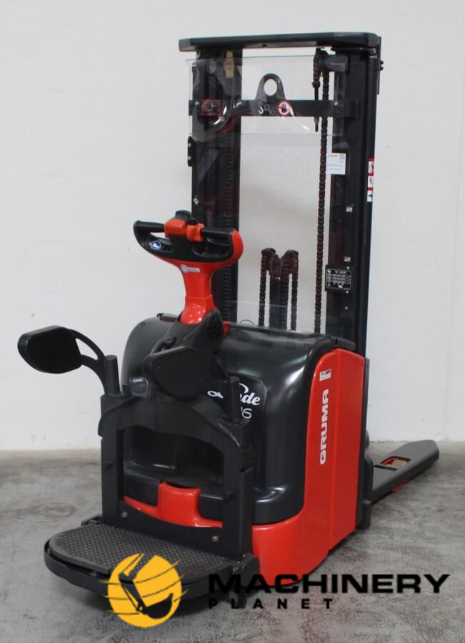 LINDE L 16 AP i/372-03 2014  pallet stacker 