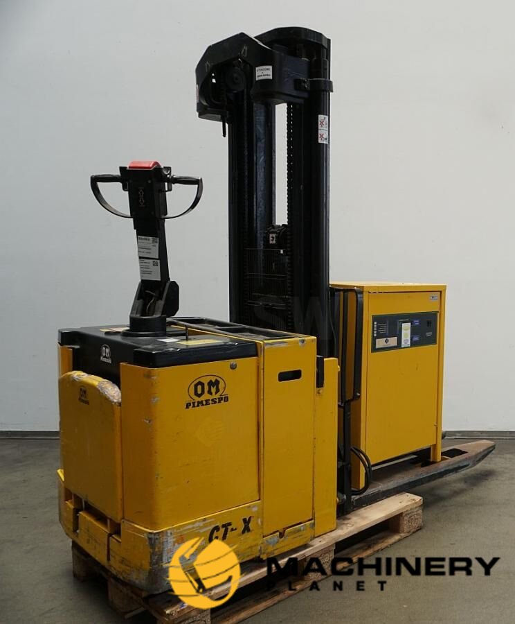 OM CTX 15 / 4470 1999  pallet stacker 