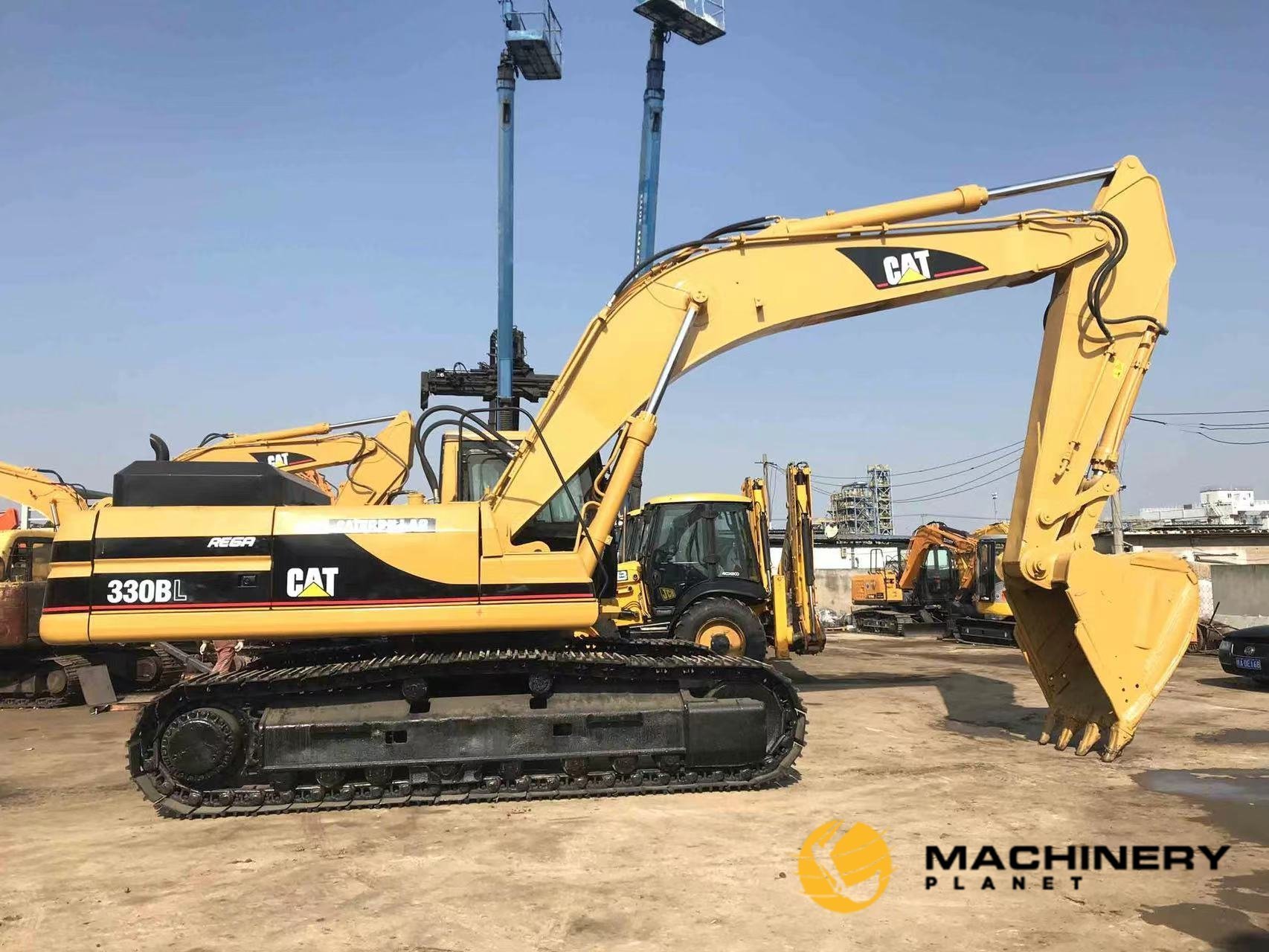 330BL Caterpillar Used Crawler Excavator 30tons LOW PRICE image