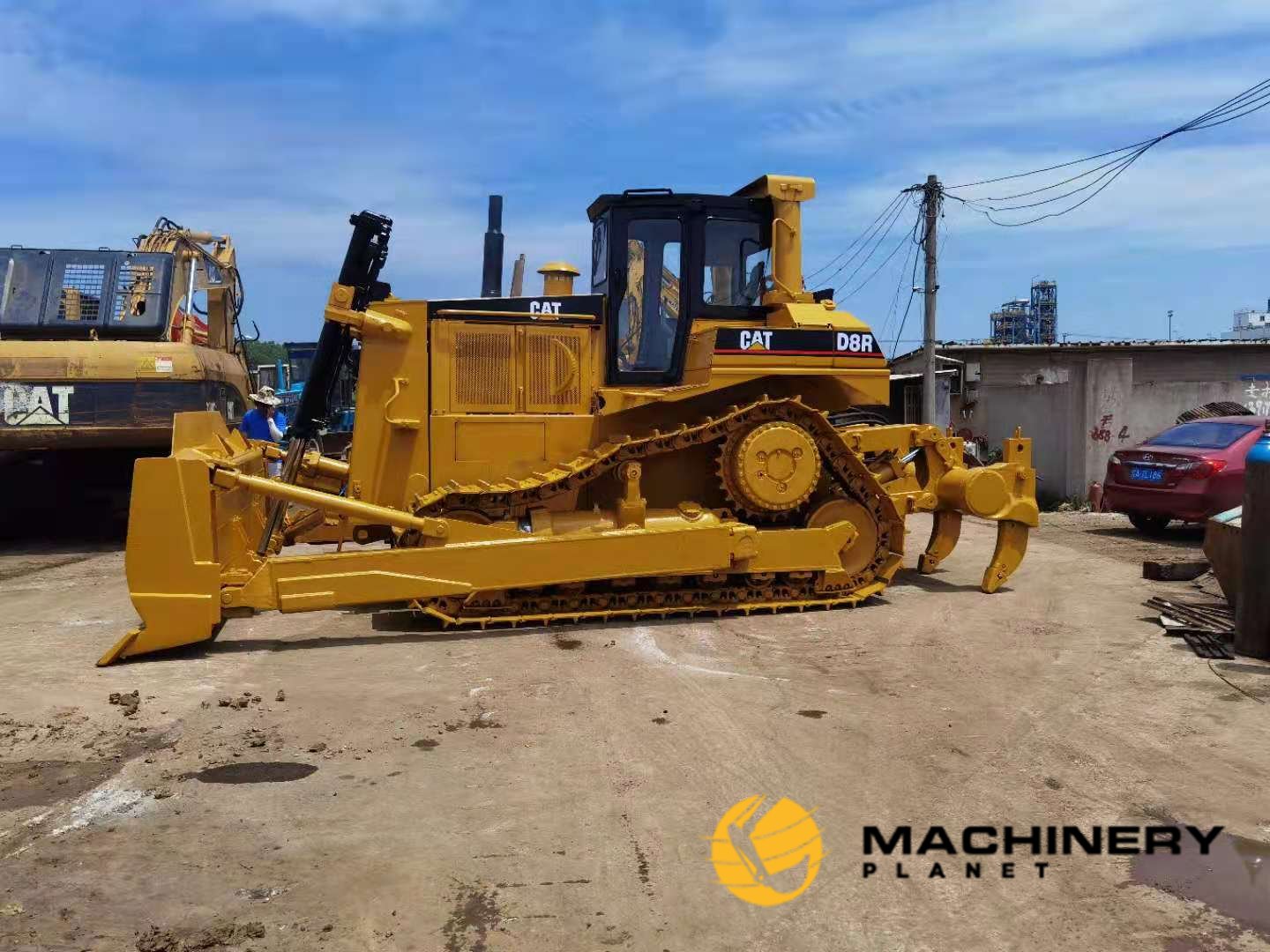 D8R Caterpillar Used Bulldozer LOW PRICE GOOD QUALITY image