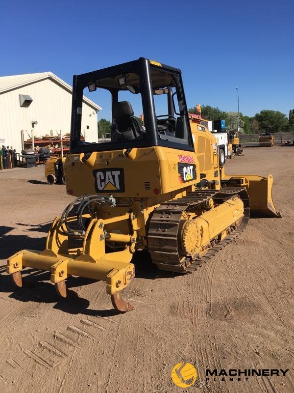 2016 Caterpillar D3K2 $69,146 USD