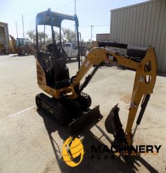 2018 Caterpillar 301.7D OR $28,704 USD