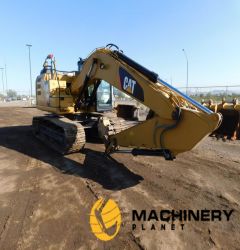 2016 Caterpillar 323FL TR $161,184 USD