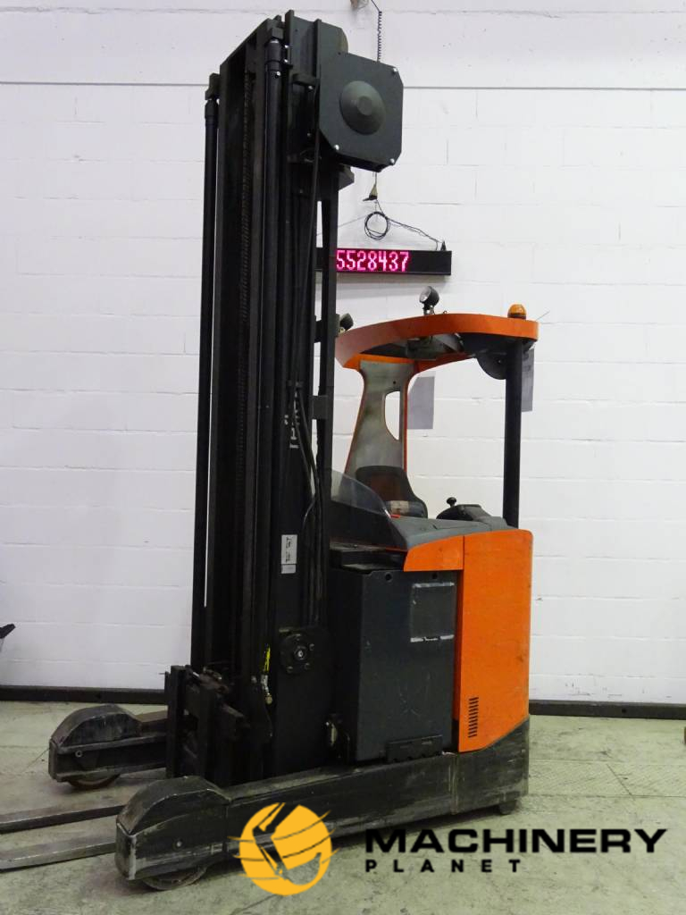 ToyotaRRE250 Electric Reach truck