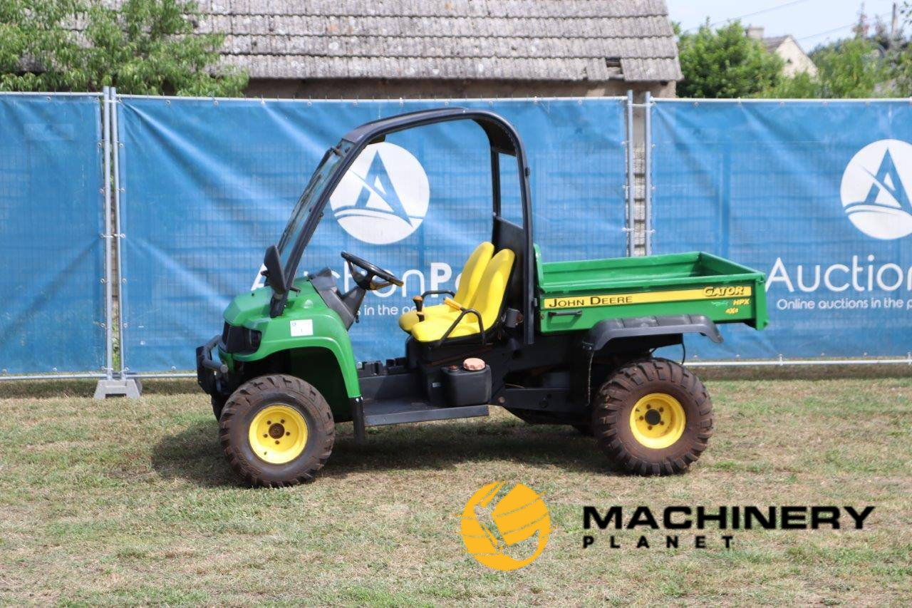 Gator John Deere HPX Diesel 18.2hp 4x4   image