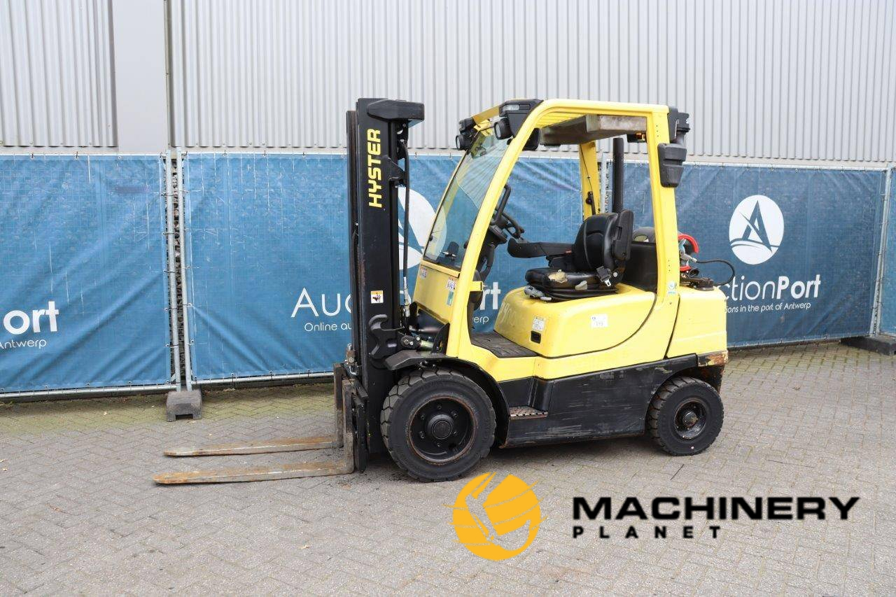 Auction: Forklift Hyster H2.5FT LPG 1990kg 6m 2014 2014  image