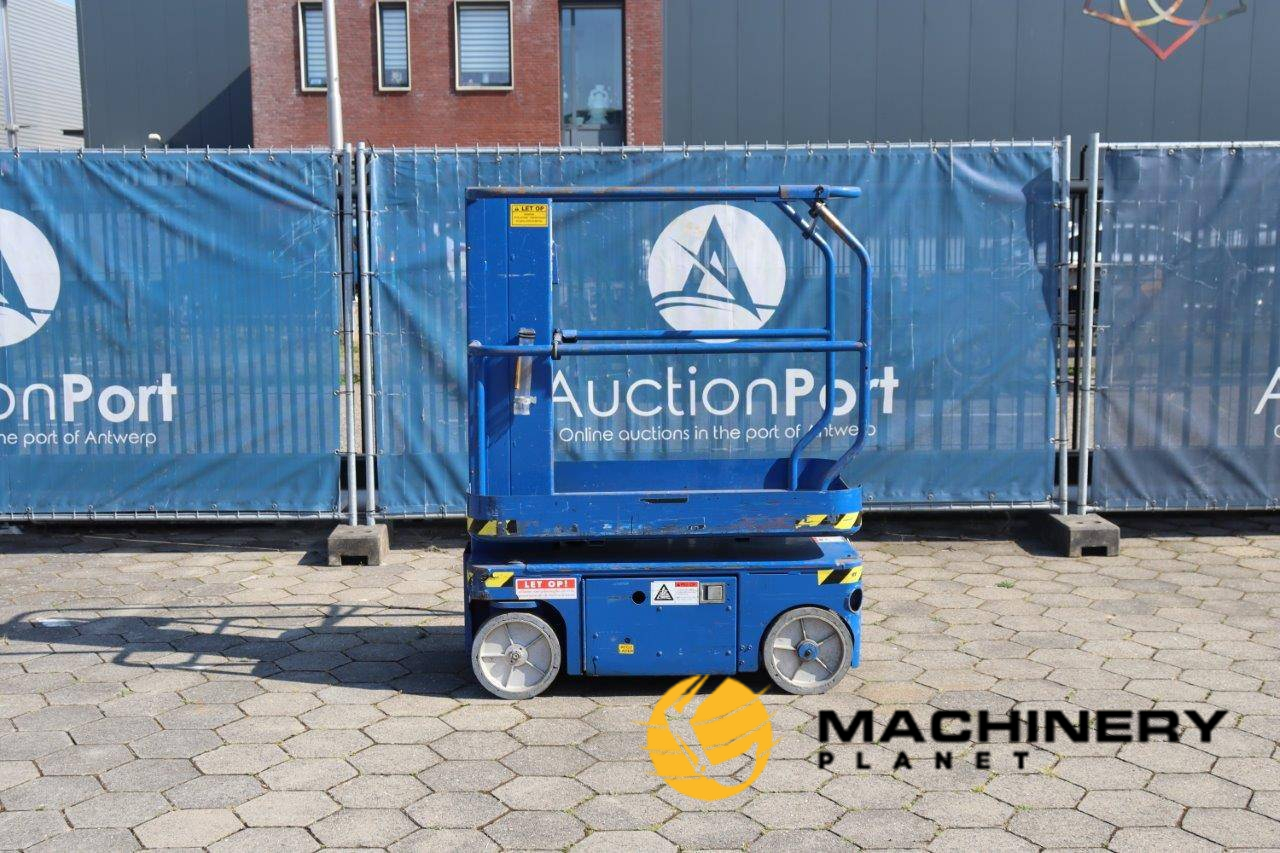 Mast lift Upright TM12 Electric 225kg 5.8m 1999 1999  image