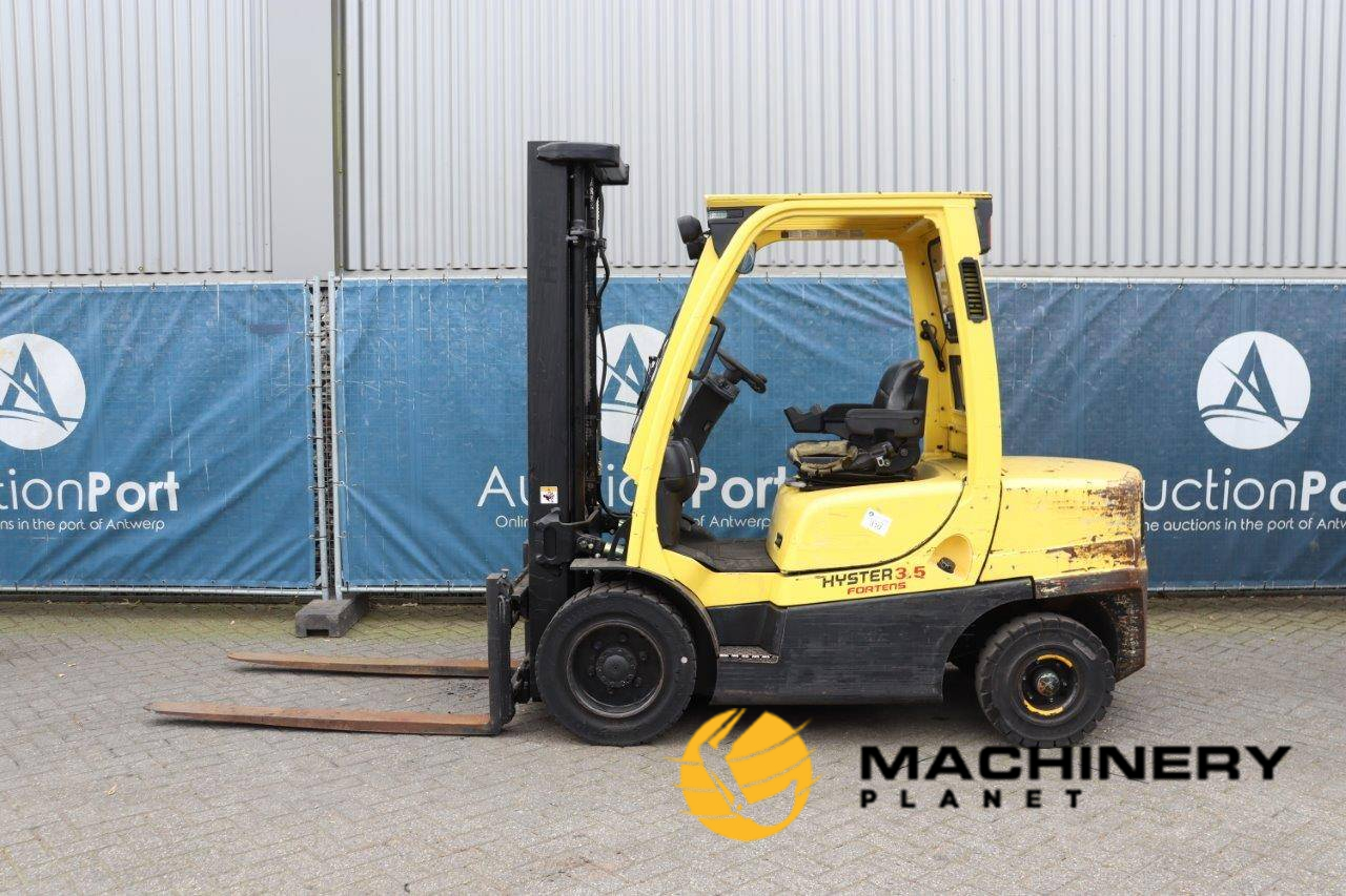 Auction: Forklift Hyster H3.5FT Diesel 3390kg 3.6m 2007 2007  image